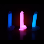 Dildo Luminoso 8 Textura Natural - Imagen 3